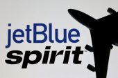 US senator wants JetBlue CEO to answer if Spirit deal will hike air fares