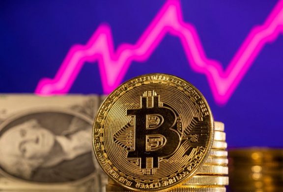 Bitcoin falls 4.94% to $36,007