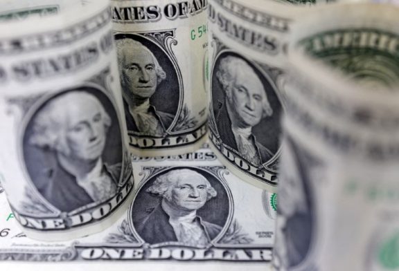 US public debt tops $34 trln as Congress heads into funding fight