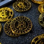 Bitcoin falls 5.1% to $42,689