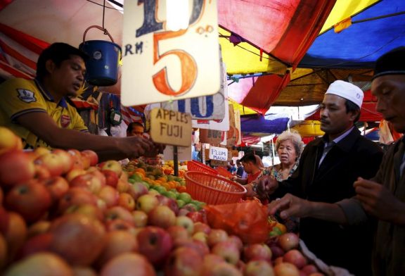 Malaysia's economy likely expanded in Q4 but outlook cloudy