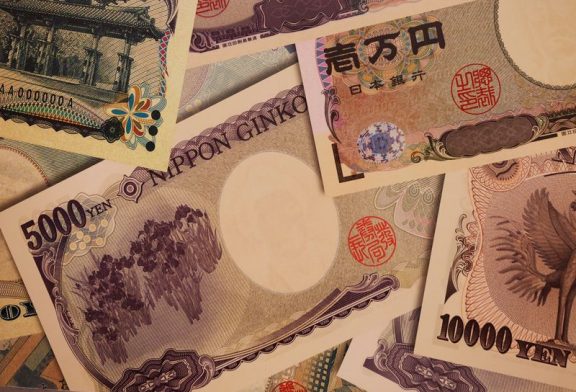 Japan warns against rapid, speculative yen falls