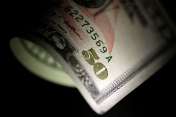 Yen gains as speculation of imminent BOJ pivot grows; dollar eases