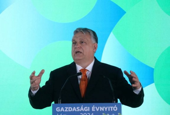 Hungary's PM Orban supports Trump after Florida meeting