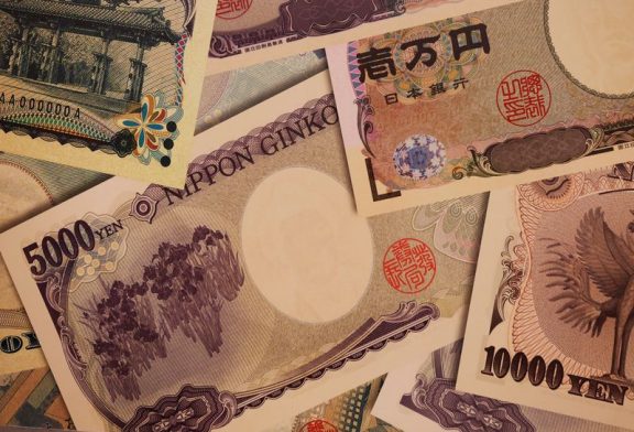Explainer-Why is the Japanese yen so weak?