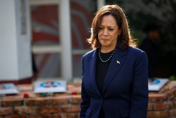 US VP Harris, Guatemala's Arevalo talk immigration at White House