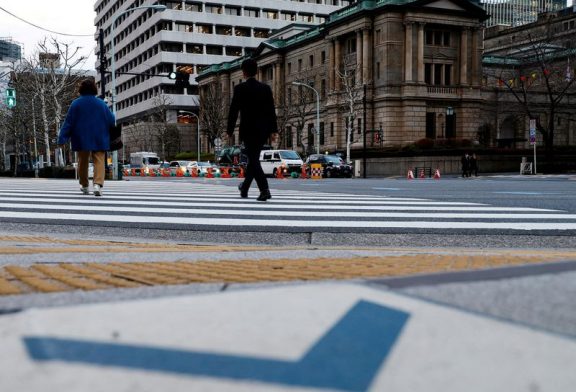Japan likely to intervene if yen falls well below 152 vs $, says ex-FX diplomat Yamazaki