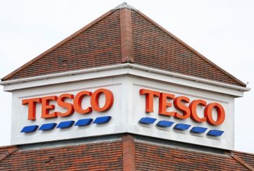 UK's Tesco forecasts profit rise after building 'strong momentum'