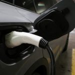 US issues auto dealers over $580 million in advance EV tax rebates this year
