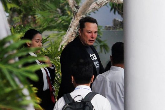 Musk arrives in Indonesia's Bali for planned Starlink launch