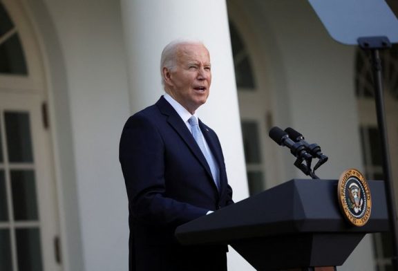 Biden reaches out to Republican leaders for support of border bill