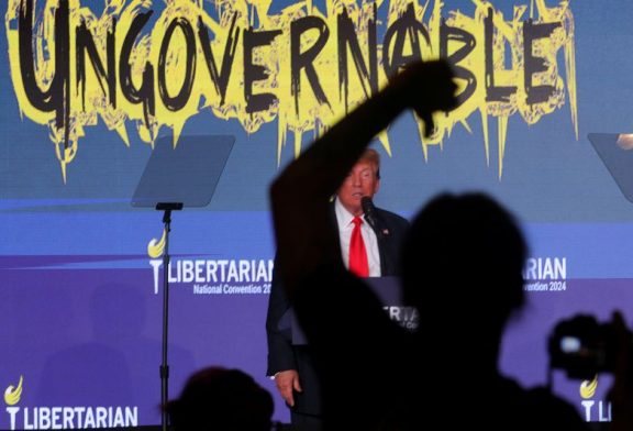 Trump booed and heckled by raucous crowd at Libertarian convention