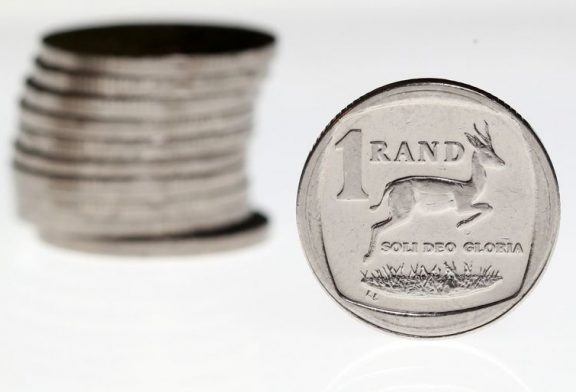 South African rand claws back some losses on reports cabinet talks progress