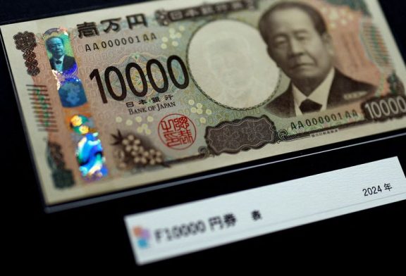 Japanese yen surges to 7-month high as U.S. economy worries mount