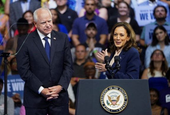 Democrats Harris, Walz test Midwest credentials at Michigan and Wisconsin rallies