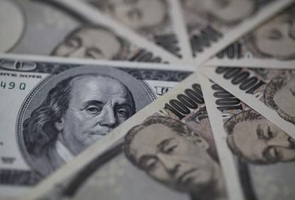 Asia FX firms as rate cut bets pressure dollar; Japanese yen lags