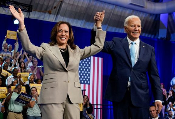 Harris courts union vote with Biden at her side