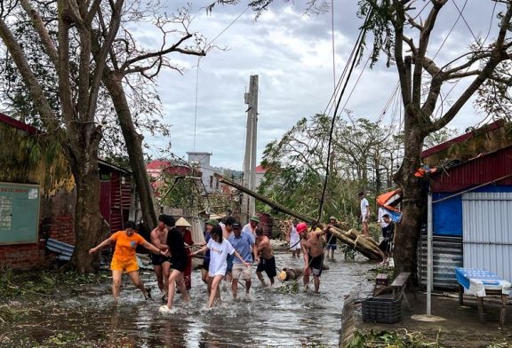 Typhoon Yagi costs Vietnam $1.6 billion, may lower growth, planning ministry estimates