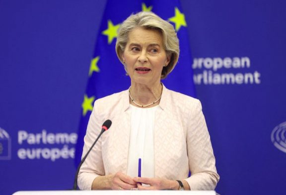 Von der Leyen names European Commission's new top team