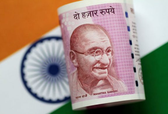 Barclays sees potential rise in USD/INR amid market headwinds