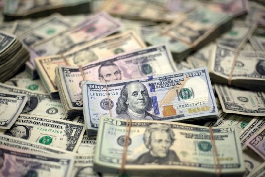 Dollar hovers near six-week high ahead of US jobs report; sterling attempts recovery