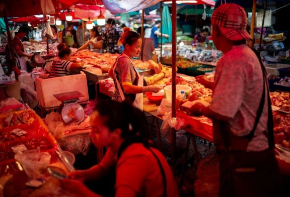 Thai govt, cbank agree to maintain current inflation target, Finance Minister says