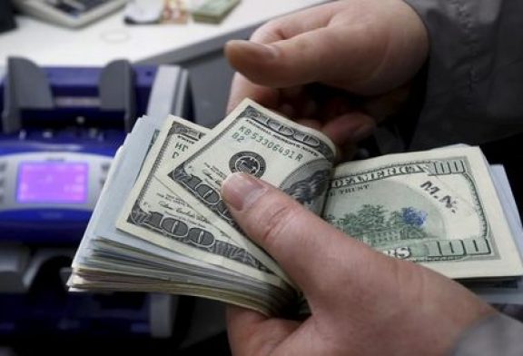 Dollar benefits from safe-haven status  amid Middle East turmoil