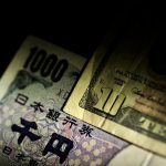 Asia FX fragile with dollar upbeat ahead of PCE data; yen hits 5-mth low