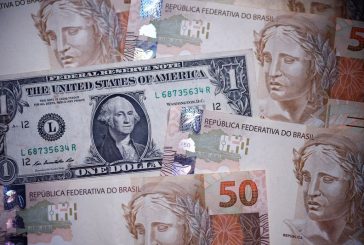 Brazil's real hits record low as markets eye govt spending