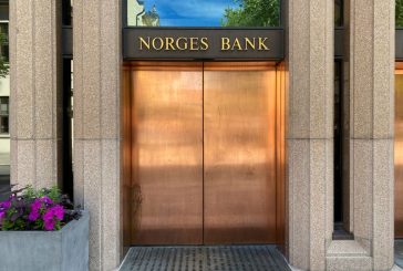 Norway central bank keeps rate on hold, eyes March cut