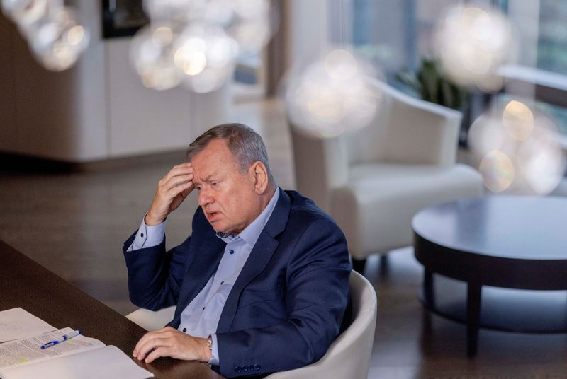 © Reuters. CEO of VTB bank Andrey Kostin attends an interview with Reuters in Moscow, Russia November 28, 2024. REUTERS/Maxim Shemetov