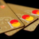 US judge won't revive rule capping credit card late fees at $8