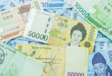 Asia FX dips as South Korea political crisis, Middle East tensions weigh